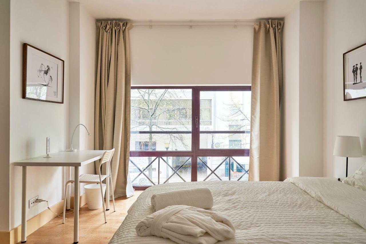 Campo Pequeno Avenida Hotel Lisboa Стая снимка