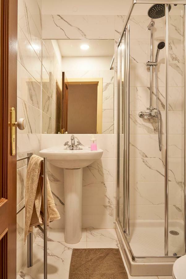 Campo Pequeno Avenida Hotel Lisboa Екстериор снимка